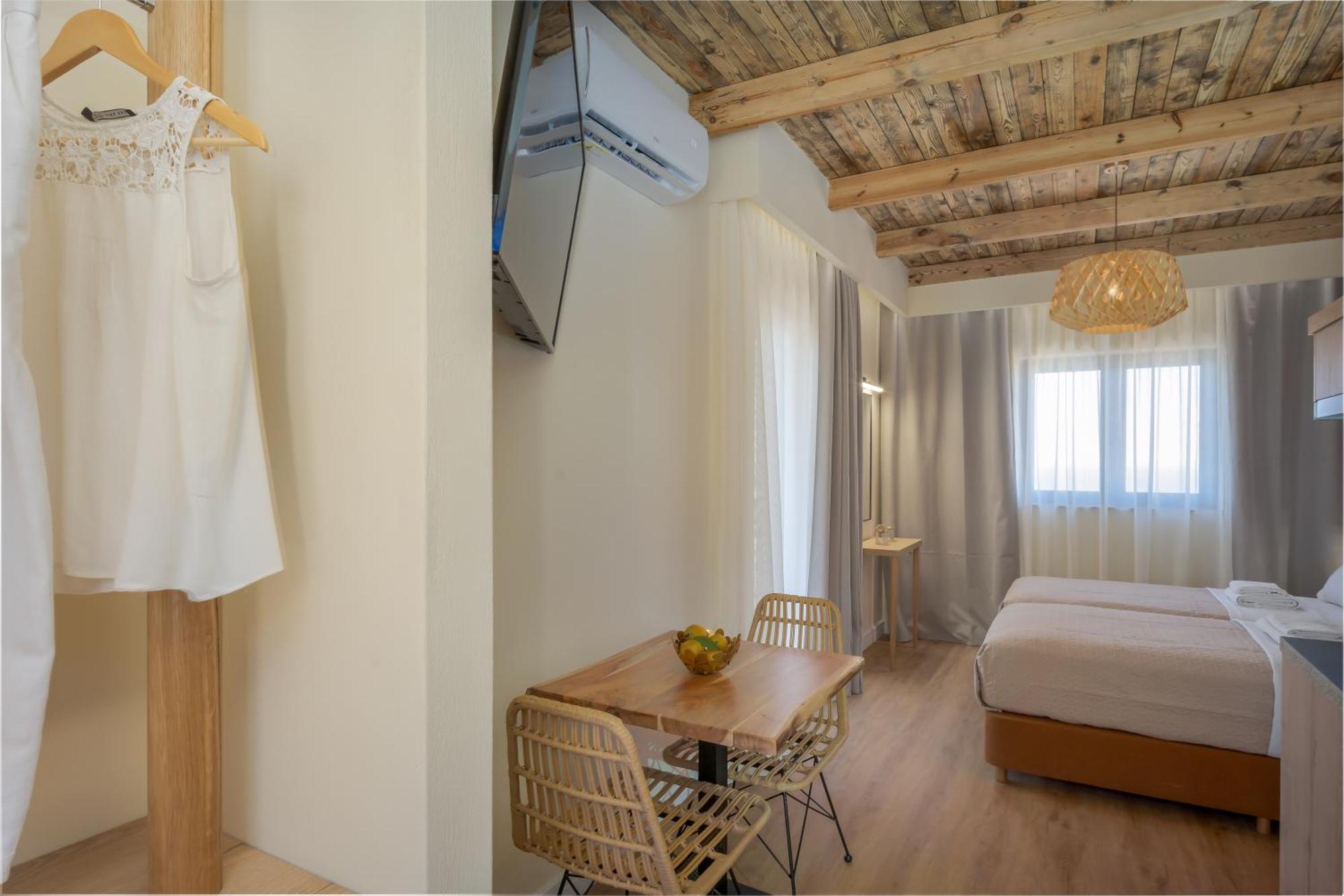 Driades Luxury Apartments 헐소니소스 외부 사진